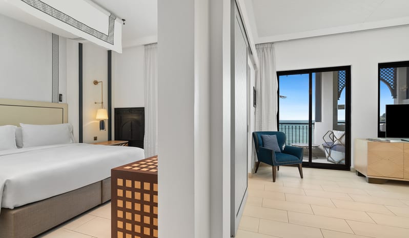 One Bedroom Premium Suite Beach Front(1)